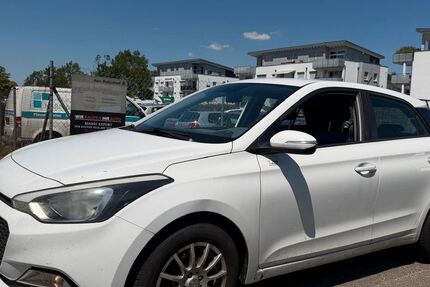 Hyundai i20 197.000 km 3.990 &euro; March 79232