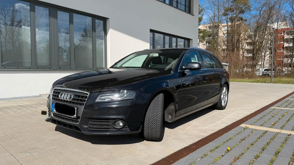 Audi A4 471.120 km 4.900 &euro; München 81669