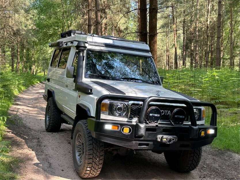 Land Cruiser