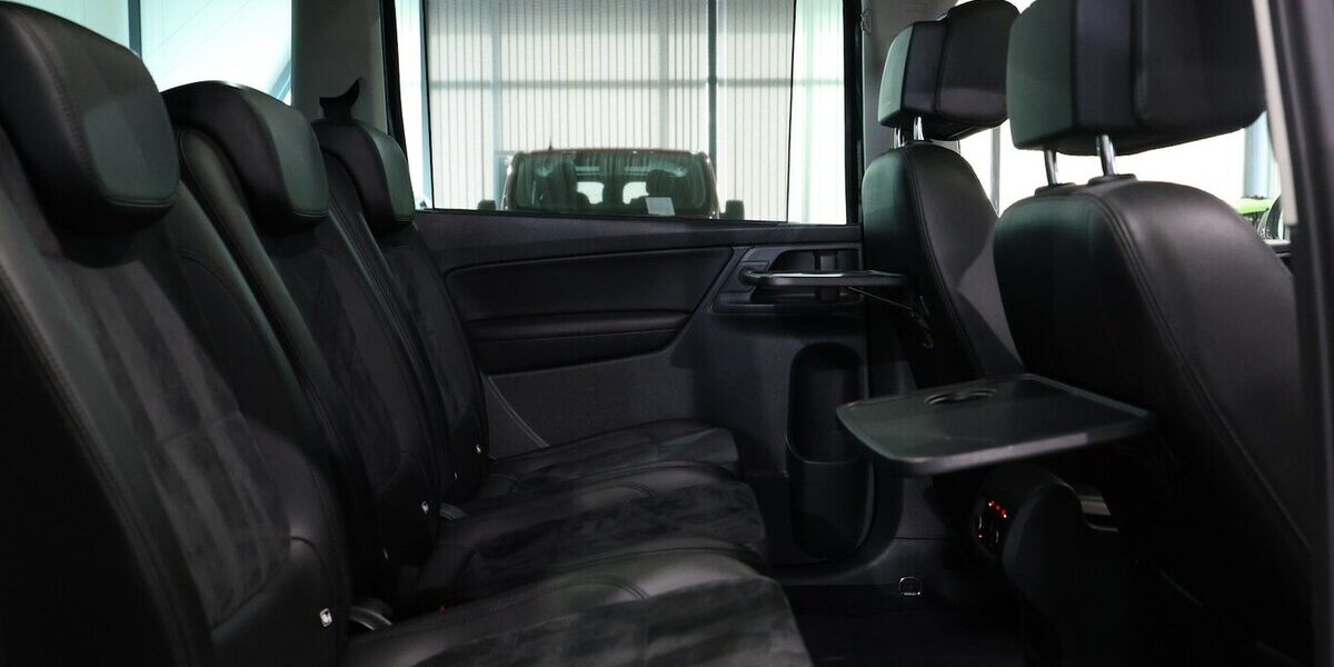 VW Sharan 2.0 TDI DSG HIGHLINE / PANORAMA, XENON 114.000 km 25.991 &euro; Hamm 59077