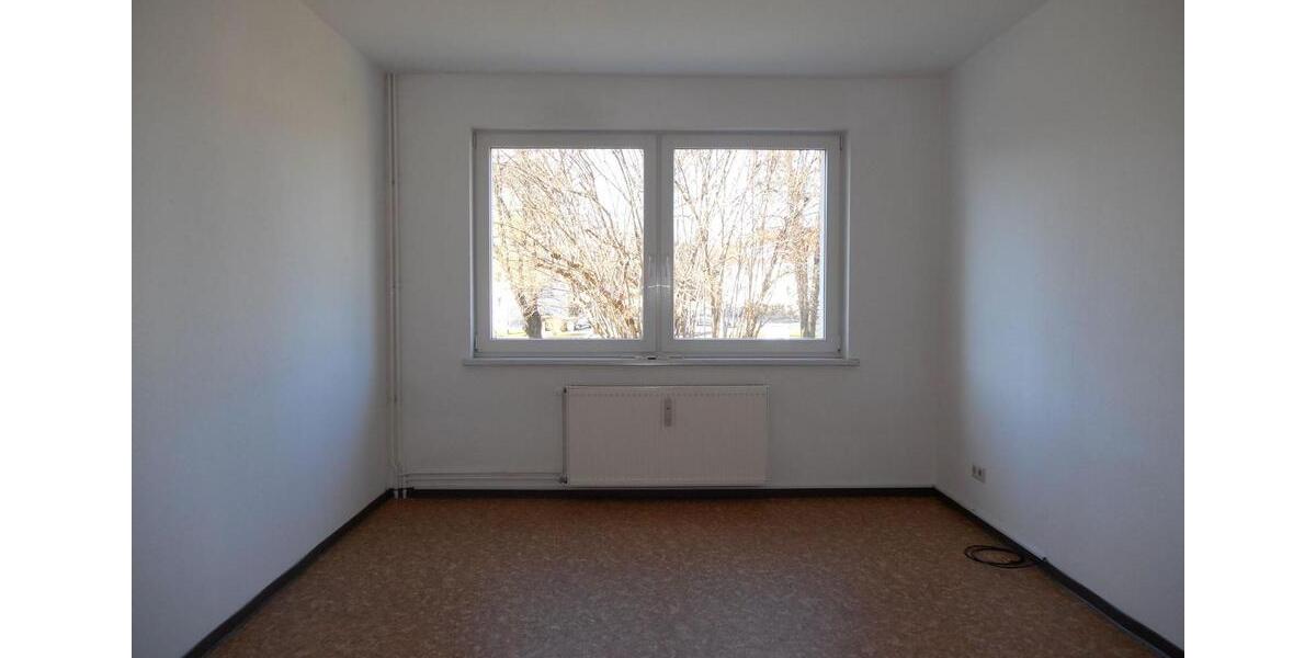 Erdgeschoßwohnung Bischofswerda - 2 Zimmer, 61 m&sup2;, 375&euro; | Angebot:26419897