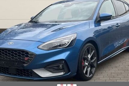 Ford Focus 50.791 km 23.950 &euro; Bottrop 46240