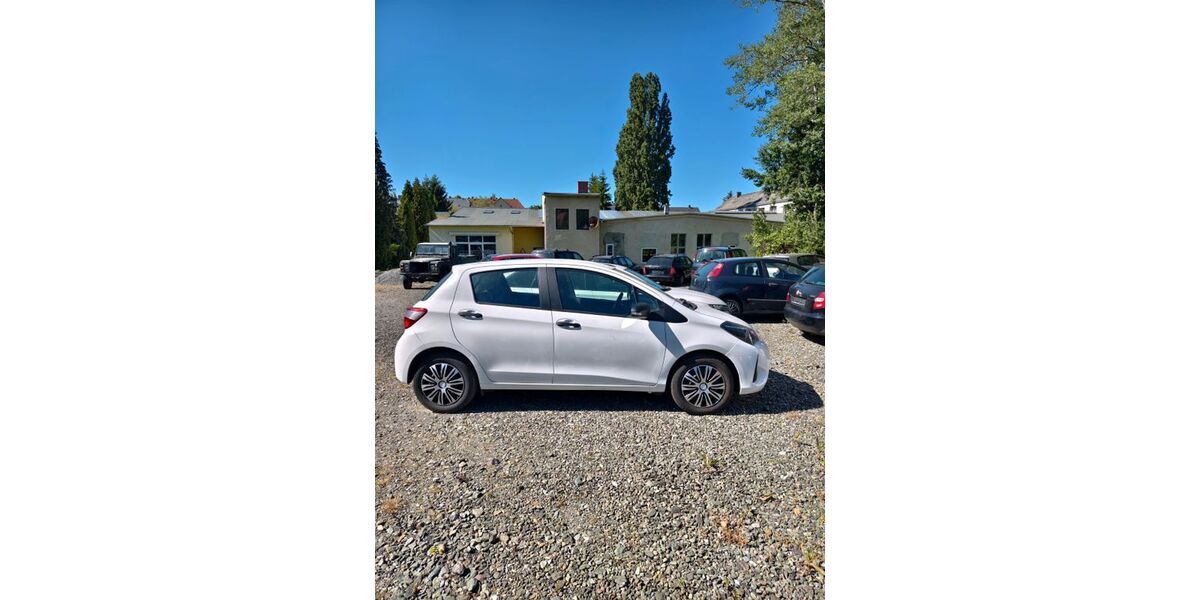 Toyota Yaris 164.000 km 6.850 &euro; Zeulenroda-Triebes 07937