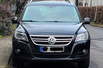 VW Tiguan 157.480 km 9.450 € Braunschweig 38100