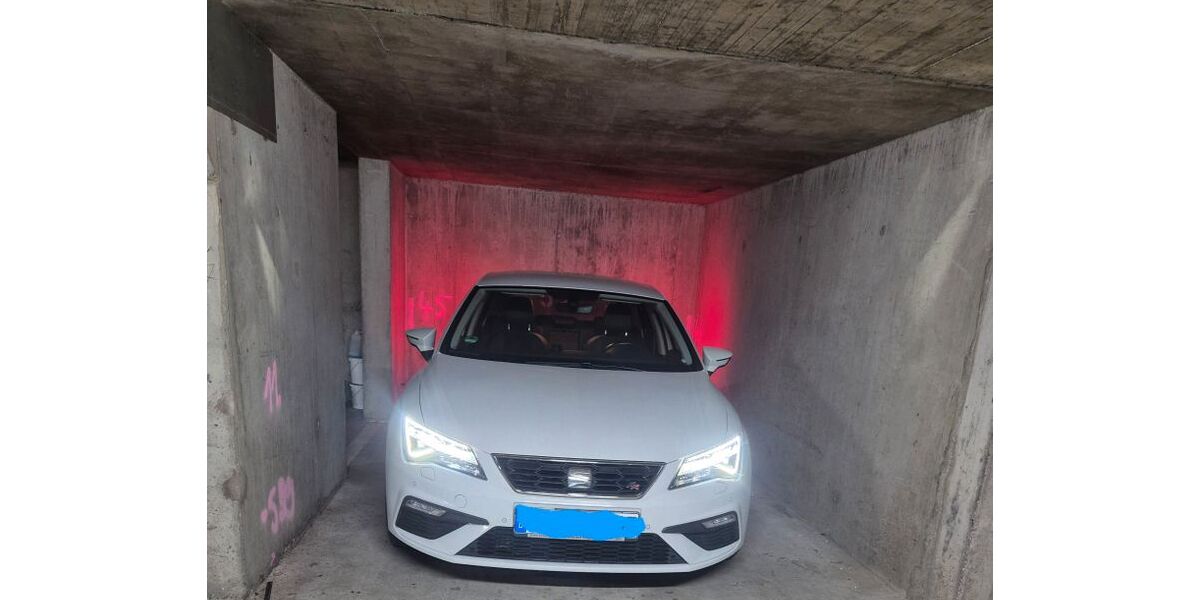 Seat Leon 156.165 km 10.590 &euro; Beuren 72660