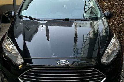 Ford Fiesta 157.000 km 5.000 &euro; Radolfzell 78315