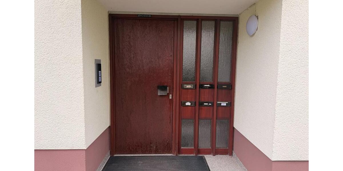 Dachgeschoßwohnung Petersberg - 3 Zimmer, 76 m&sup2;, 229.000&euro; | Angebot:25944122