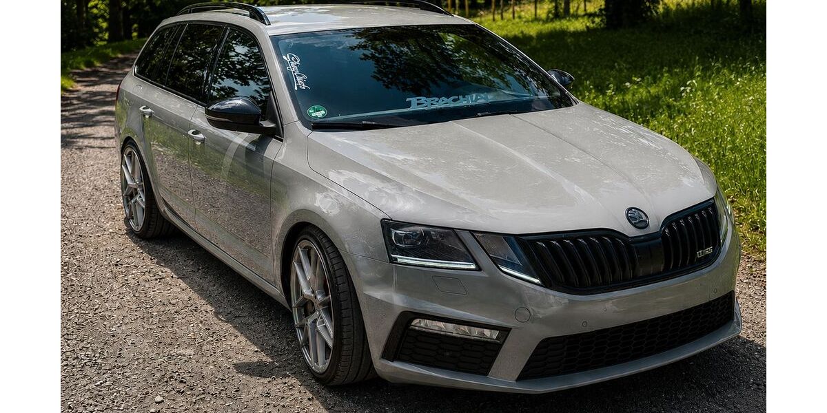 Skoda Octavia 82.000 km 23.000 &euro; Zwickau 08064