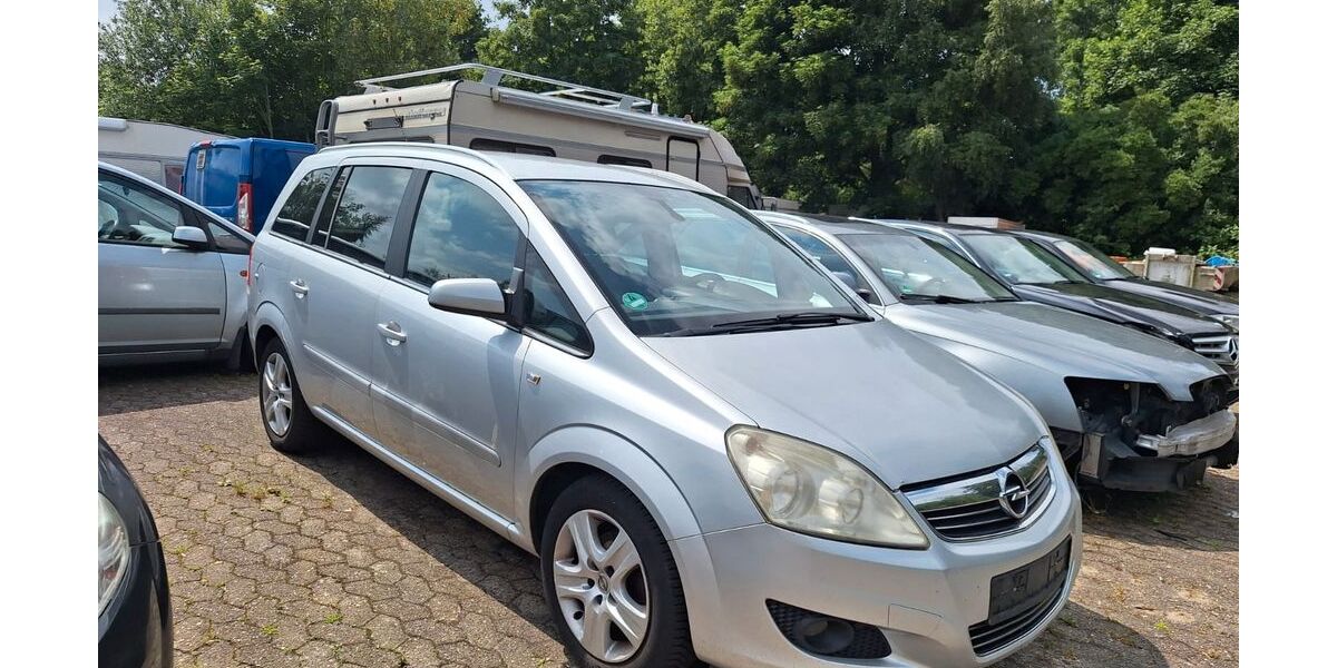 Opel Zafira 208.000 km 1.499 &euro; Bremerhaven 27576