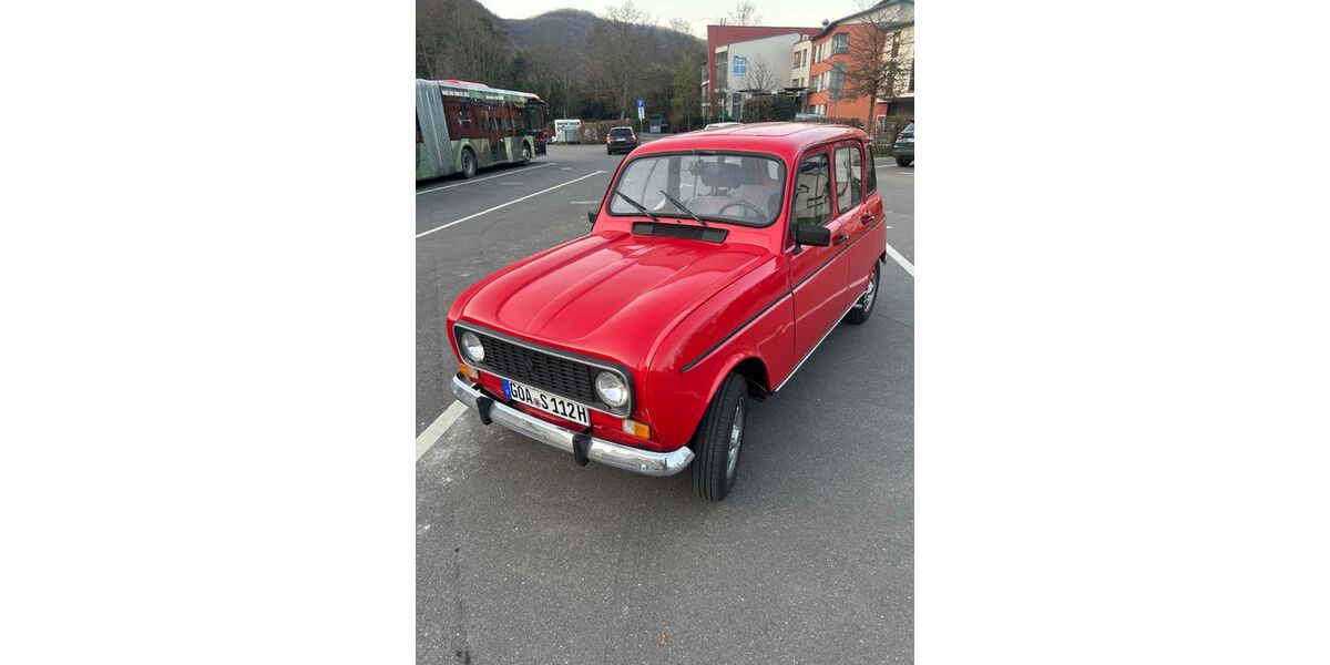 Renault R 4 140.000 km 8.950 &euro; Boppard 56154