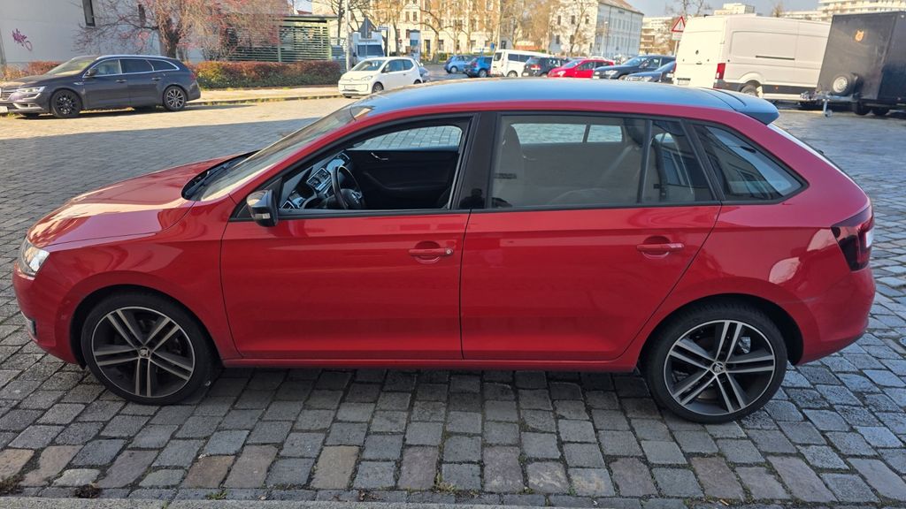 Skoda Rapid 328.000 km 3.350 &euro; Berlin 10555