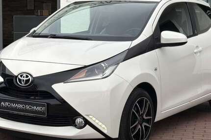 Toyota Aygo 119.624 km 6.950 &euro; Königsbrunn 86343