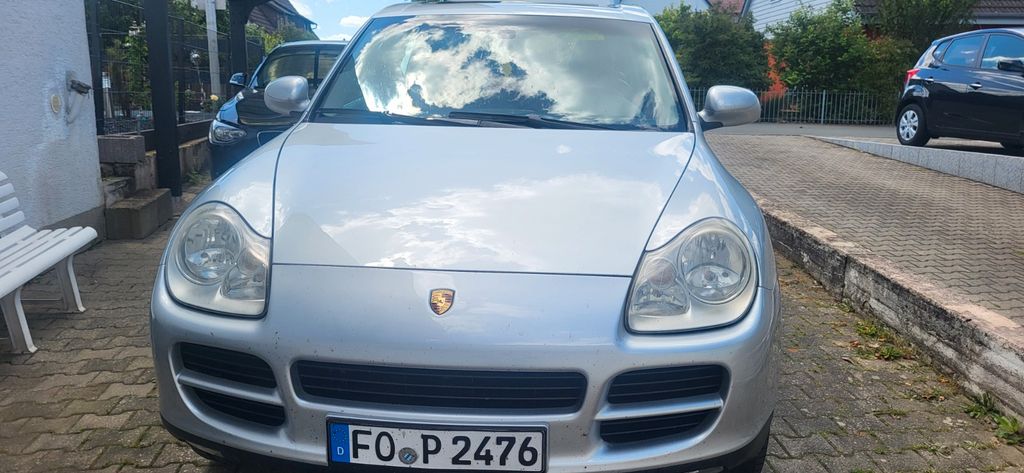 Porsche Cayenne 249.000 km 5.100 &euro; Wiesenthau 91369