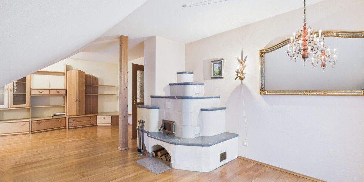 2-Zimmerwohnung in einem 6-Parteienhaus - ruhige Wohnlage mit Balkon und Stellplatz 2 zimmer