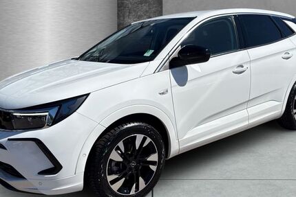 Opel Grandland (X) 12.791 km 23.990 &euro; Hamburg 21079
