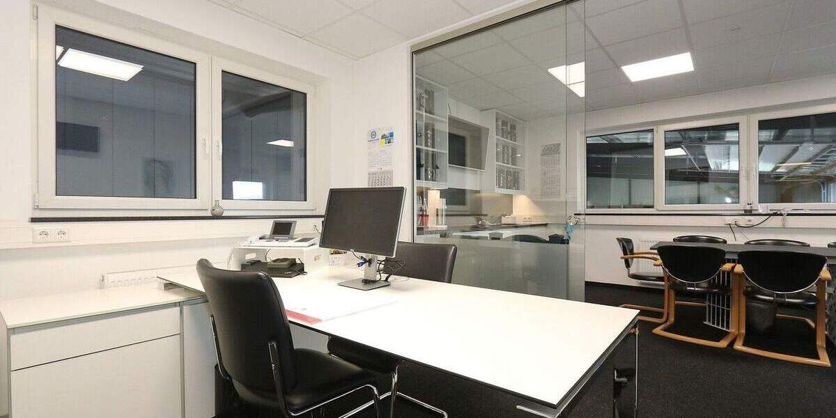 Vielseitig nutzbares Gewerbeanwesen in 33154 Salzkotten | High End Büro, Produktion, Logistik und Ausstellungshalle zimmer