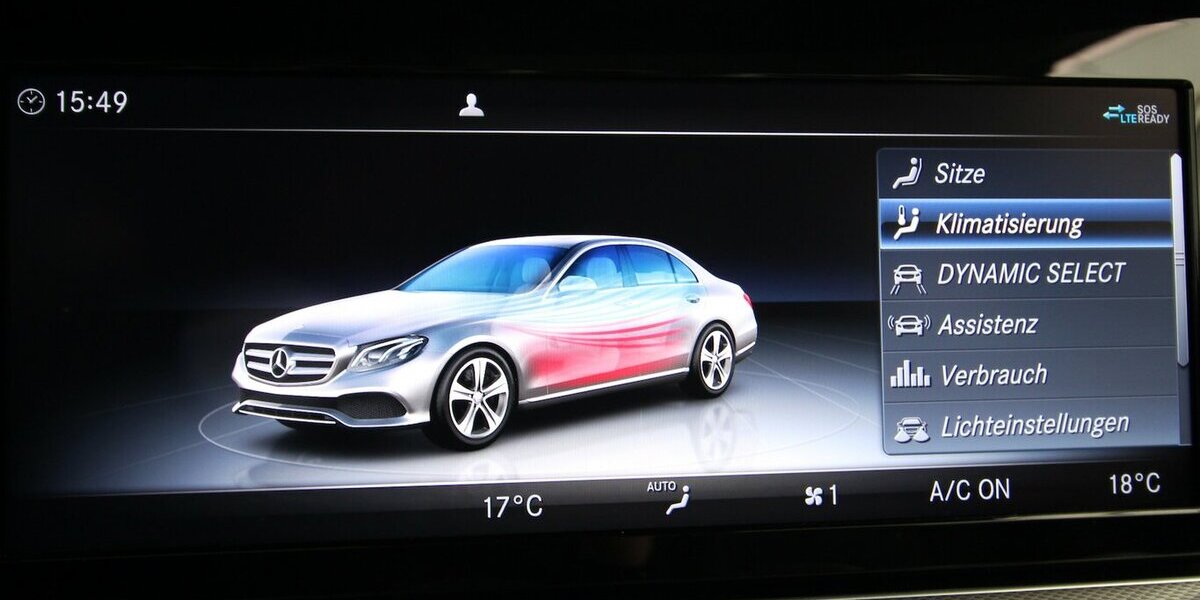 Mercedes-Benz E 220 d Avantgarde NAVI+LED+KAMERA+STANDHEIZUNG 36.459 km 36.900 &euro; Hagenow 19230