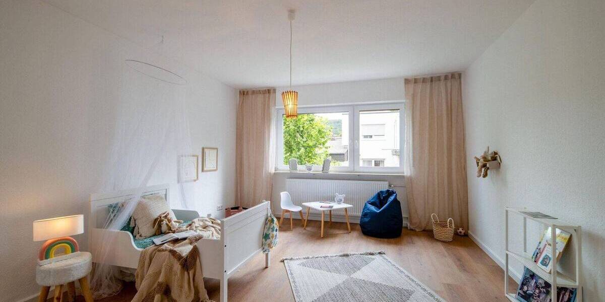 Reihenendhaus Wiesbaden Breckenheim - 6 Zimmer, 253 m&sup2;, 739.000&euro; | Angebot:26851616