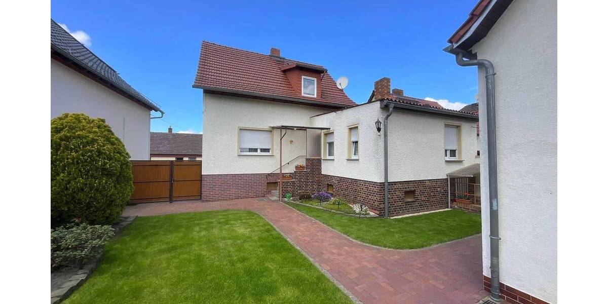 Einfamilienhaus Massen - 6 Zimmer, 121 m&sup2;, 149.000&euro; | Angebot:26733426