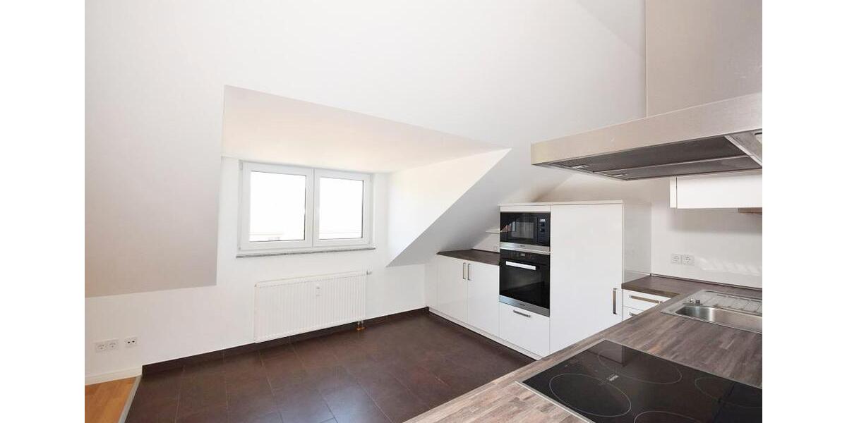 Dachgeschoßwohnung Bargteheide - 3 Zimmer, 95 m&sup2;, 1.330&euro; | Angebot:25992572