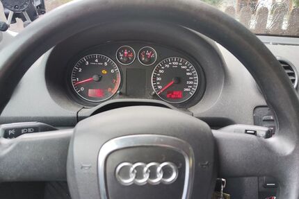 Audi A3 303.000 km 990 &euro; Münchberg 95213