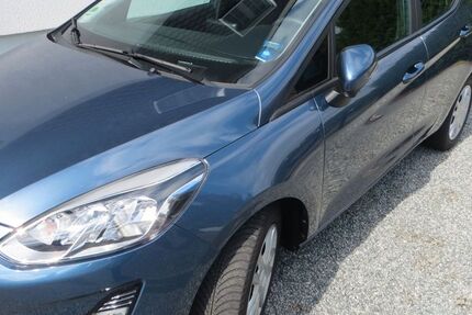 Ford Fiesta 59.900 km 9.300 &euro; Lübeck 23568