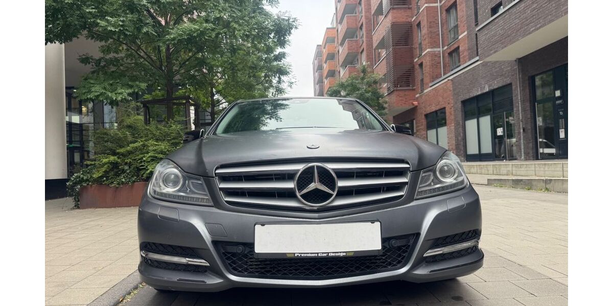 Mercedes-Benz C 250 143.000 km 10.400 &euro; Hamburg 20097