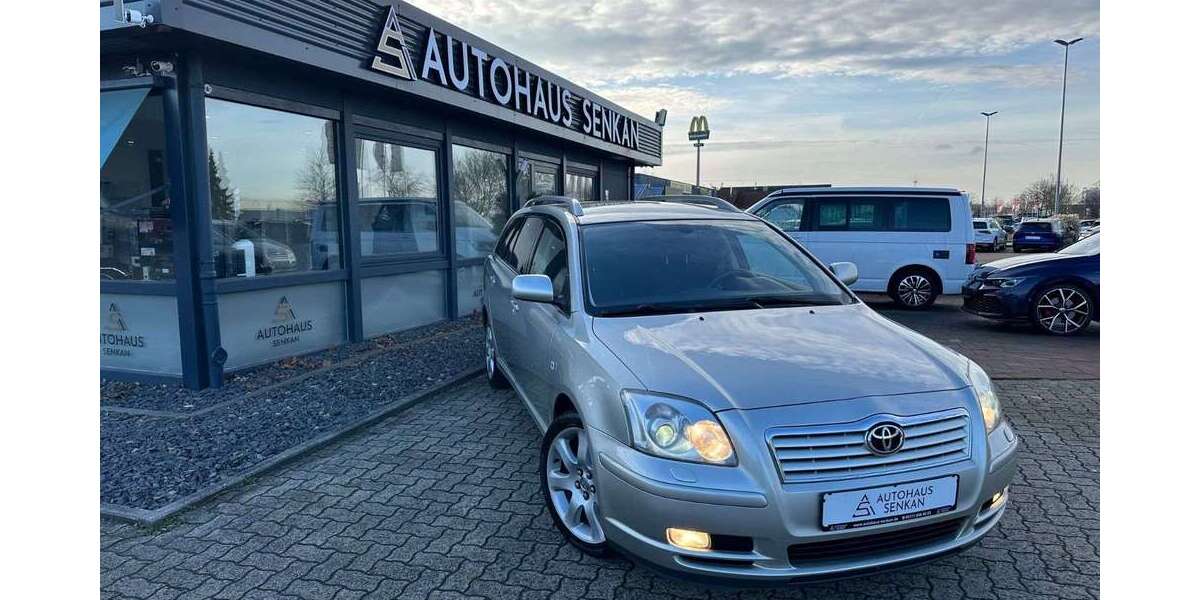Toyota Avensis 95.000 km 5.990 &euro; Peine 31228