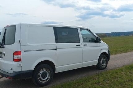 VW T5 Transporter 197.000 km 10.900 &euro; Wershofen 53520