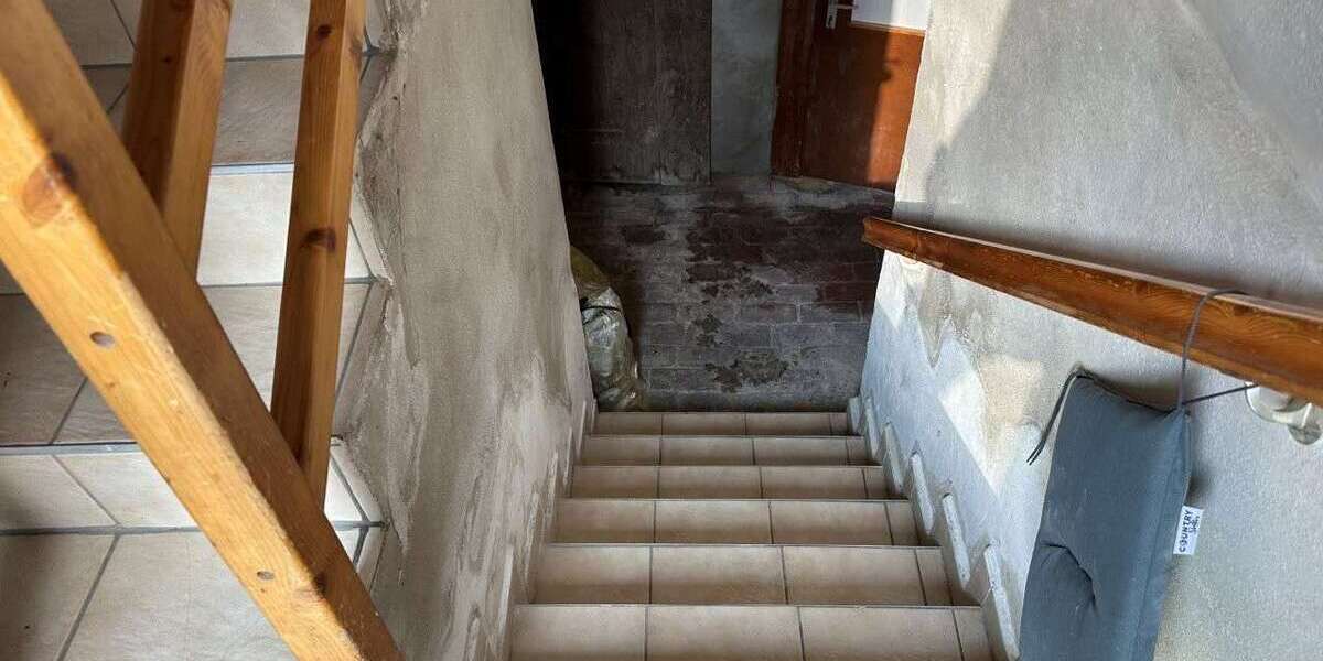 7-Familienhaus mit hoher Mietrendite - Anlageobjekt Pößneck | Angebot:25986756