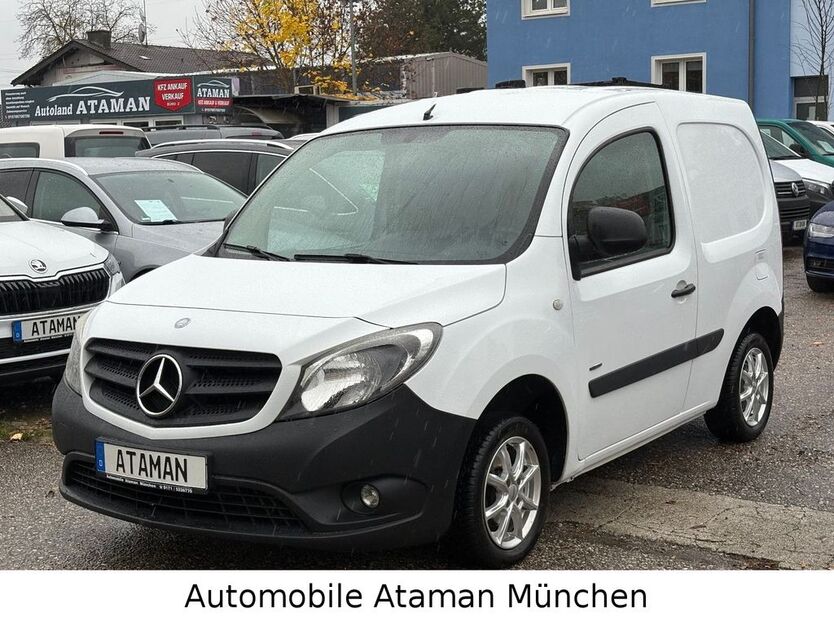 Mercedes-Benz Citan 133.000 km 5.450 € München 81243