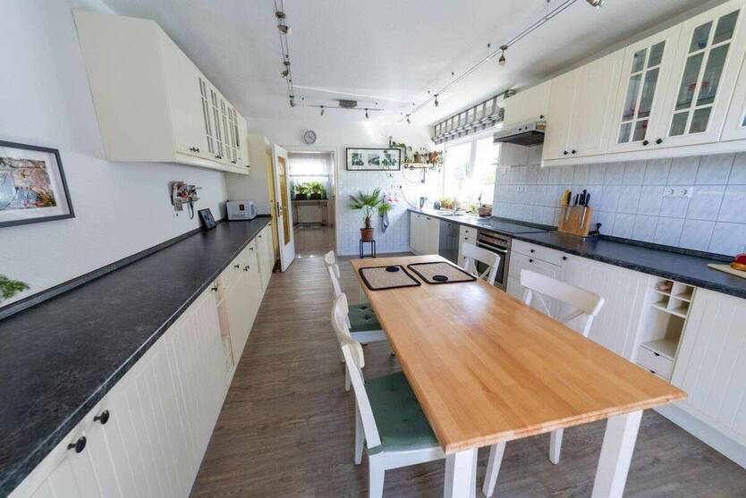 Hochwertiges Stadthaus Im Zentrum Remscheids mit schönem Garten (maklerfrei) 1 zimmer