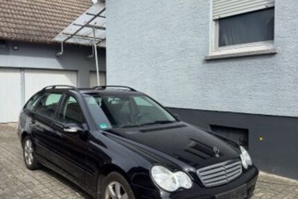 Mercedes-Benz C 180 249.435 km 2.000 &euro; Au am Rhein 76474