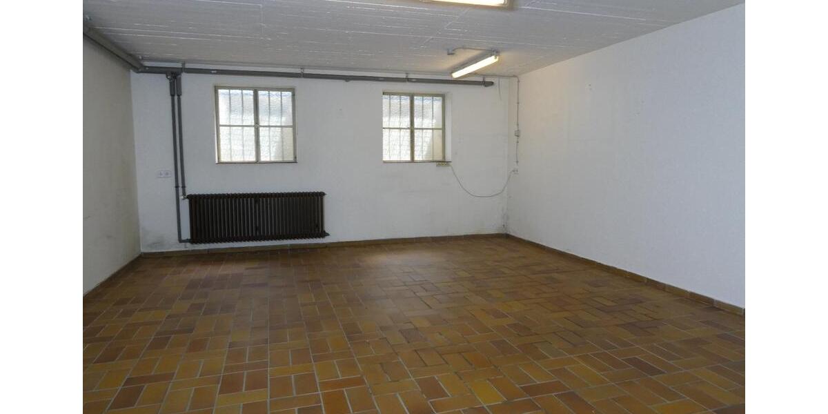 Reihenhaus Saarbrücken Brebach-Fechingen - 6 Zimmer, 195 m&sup2;, 349.000&euro; | Angebot:27166522