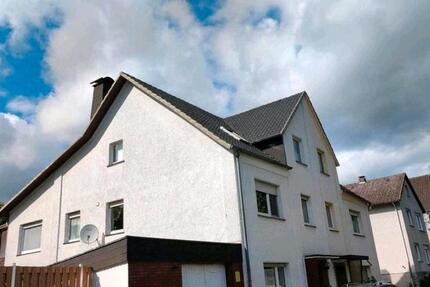 Haus Beverungen - 7 Zimmer, 140 m&sup2;, 250.000&euro; | Angebot:26883498
