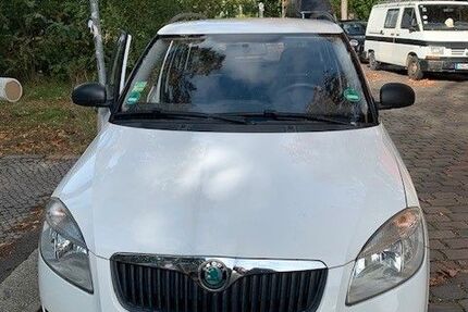 Skoda Fabia 184.000 km 950 &euro; Berlin 10999