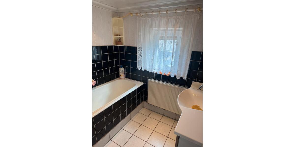 Doppelhaushälfte Seifhennersdorf - 4 Zimmer, 120 m&sup2;, 100.000&euro; | Angebot:26090961
