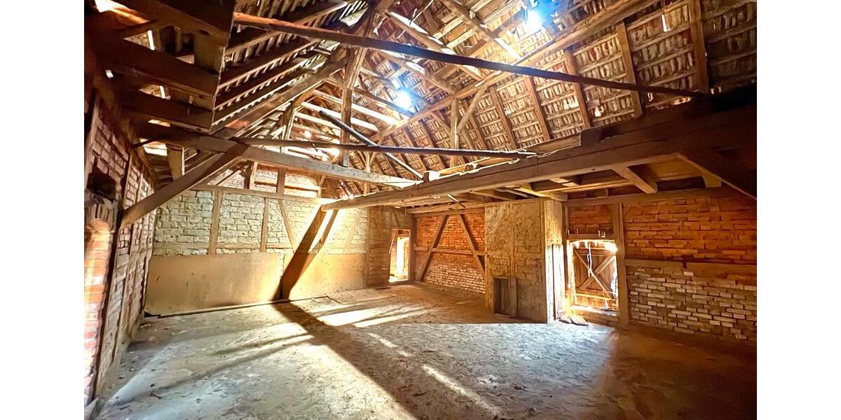 Bauernhaus, Landhaus Apolda - 8 Zimmer, 148 m&sup2;, 225.000&euro; | Angebot:27244739