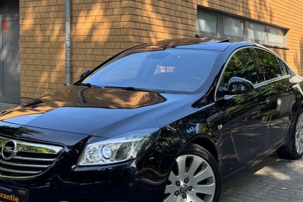 Opel Insignia 164.737 km 7.450 € Essen 45326