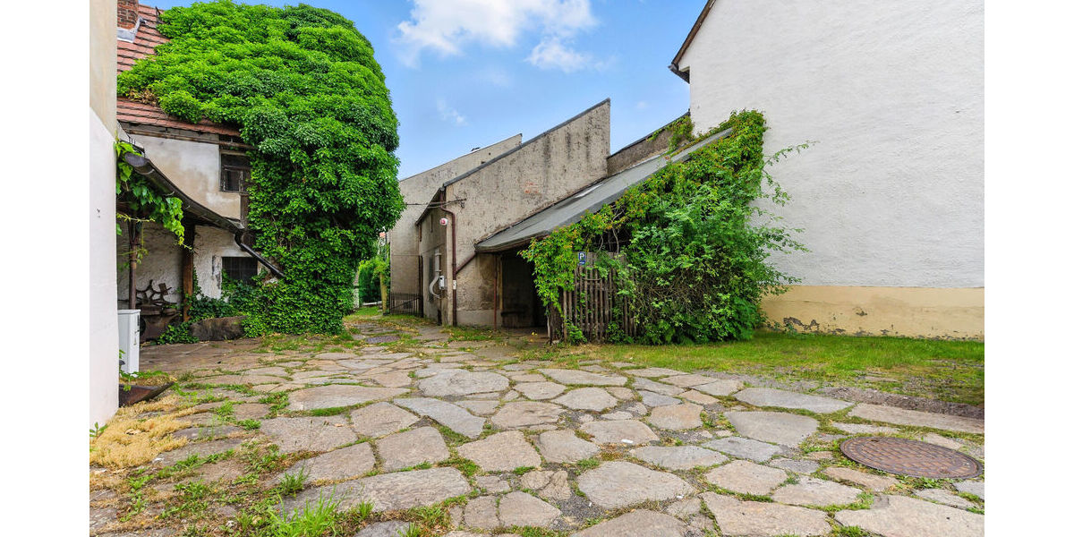 Wohnen und ein besonderes Gewerbe Achtung, neuer Preis !!! - Einfamilienhaus Freiberg | Angebot:22402471