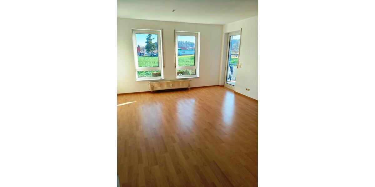 Etagenwohnung Ballenstedt - 3 Zimmer, 75 m&sup2;, 430&euro; | Angebot:24785375