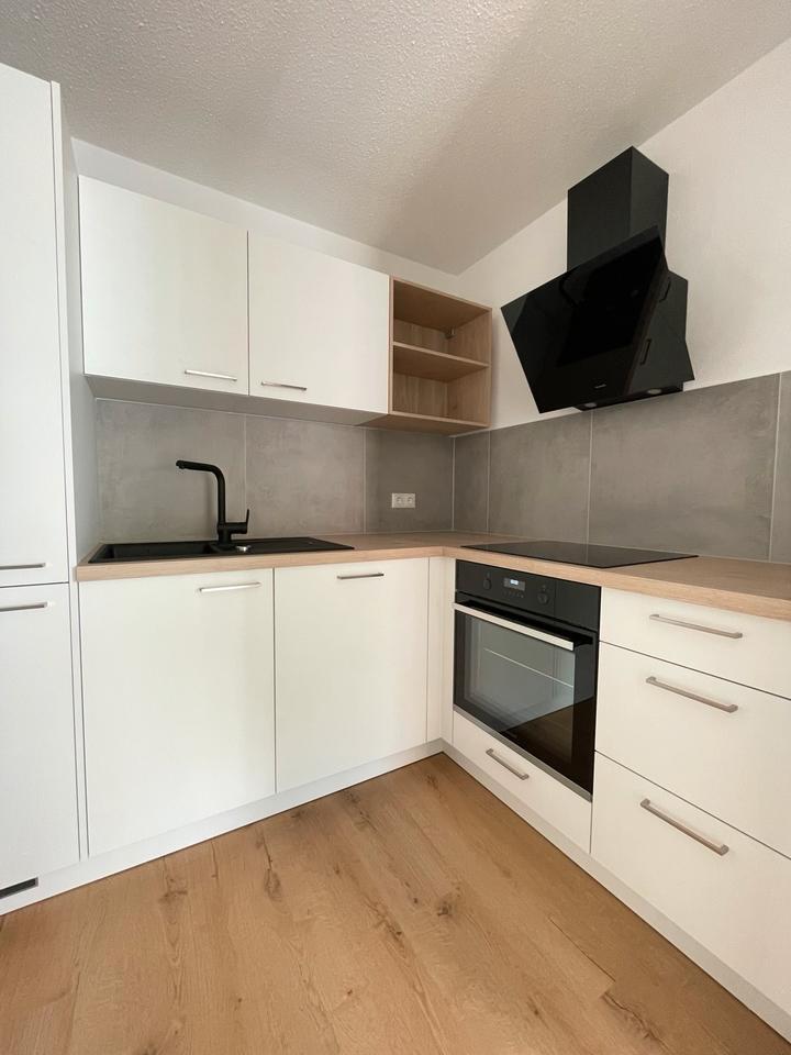 hochwertig sanierte 2-Zimmer Wohnung im Herzen von Dingolfing