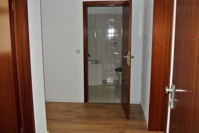 Etagenwohnung Mülheim an der Ruhr Mitte-Ost - 4 Zimmer, 93 m&sup2;, 665&euro; | Angebot:24689410