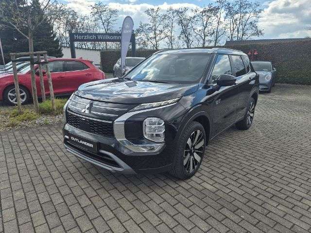 Mitsubishi Outlander 2.500 km 43.490 &euro; Kamenz 01917