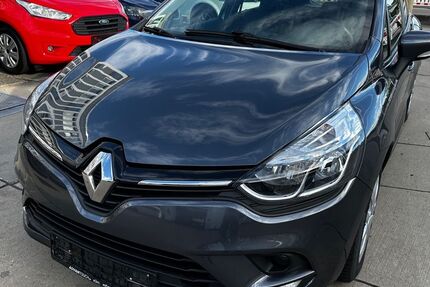 Renault Clio 89.786 km 7.300 &euro; Nürnberg 90482