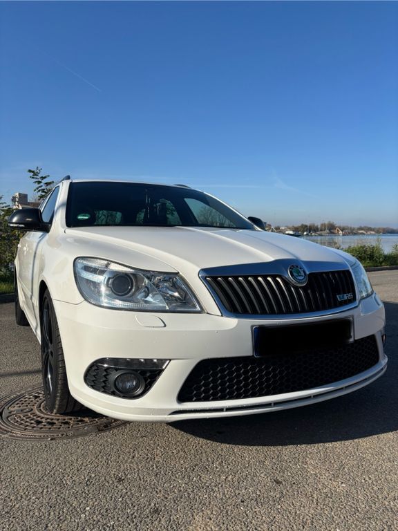 Skoda Octavia 220.000 km 6.500 € Weil am Rhein 79576