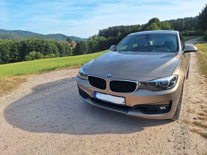 330 Gran Turismo