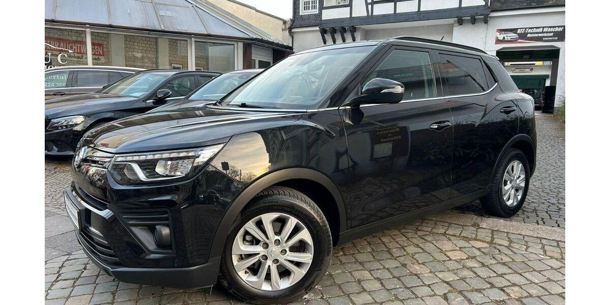 SsangYong Tivoli 37.339 km 9.900 &euro; Wuppertal 42117