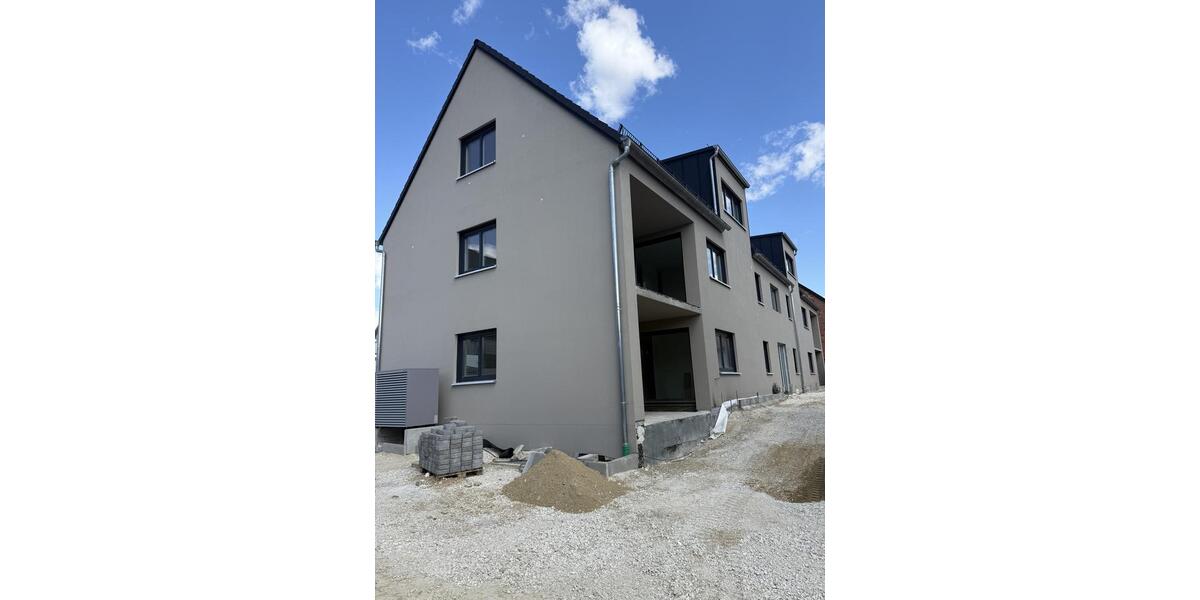 Erdgeschoßwohnung Pförring - 3 Zimmer, 98 m&sup2;, 1.070&euro; | Angebot:26251914