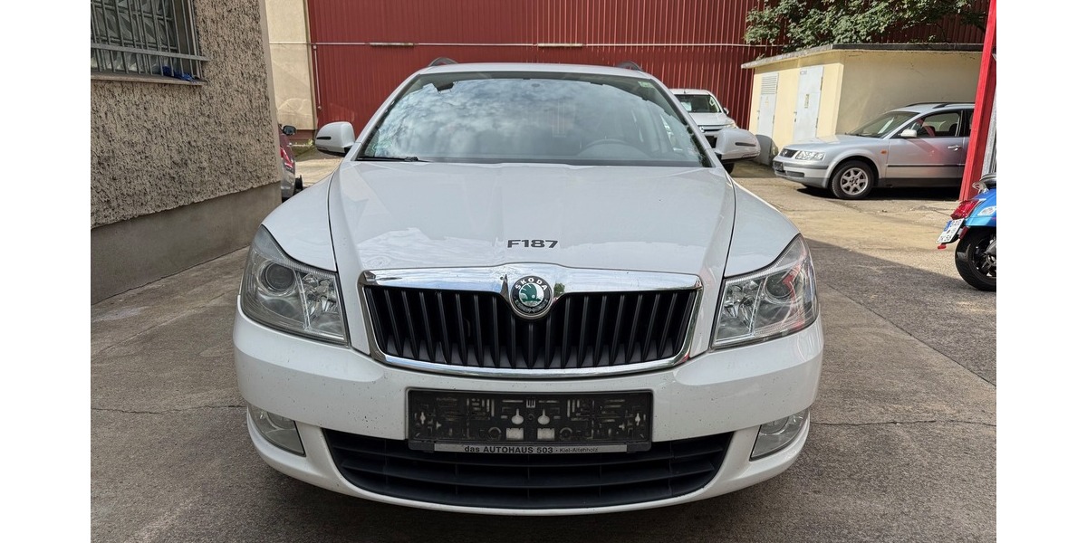 Skoda Octavia Combi 1,2 PDC Family Tempom. Klima Shz. 255.000 km 2.199 &euro; Berlin 10247